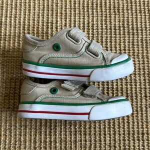 Nautica Velcro Strap Sneakers Size 5